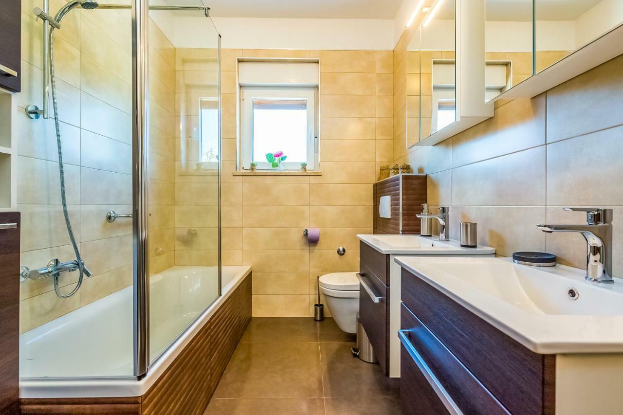 Apartman - The View Krk Town Luaran gambar